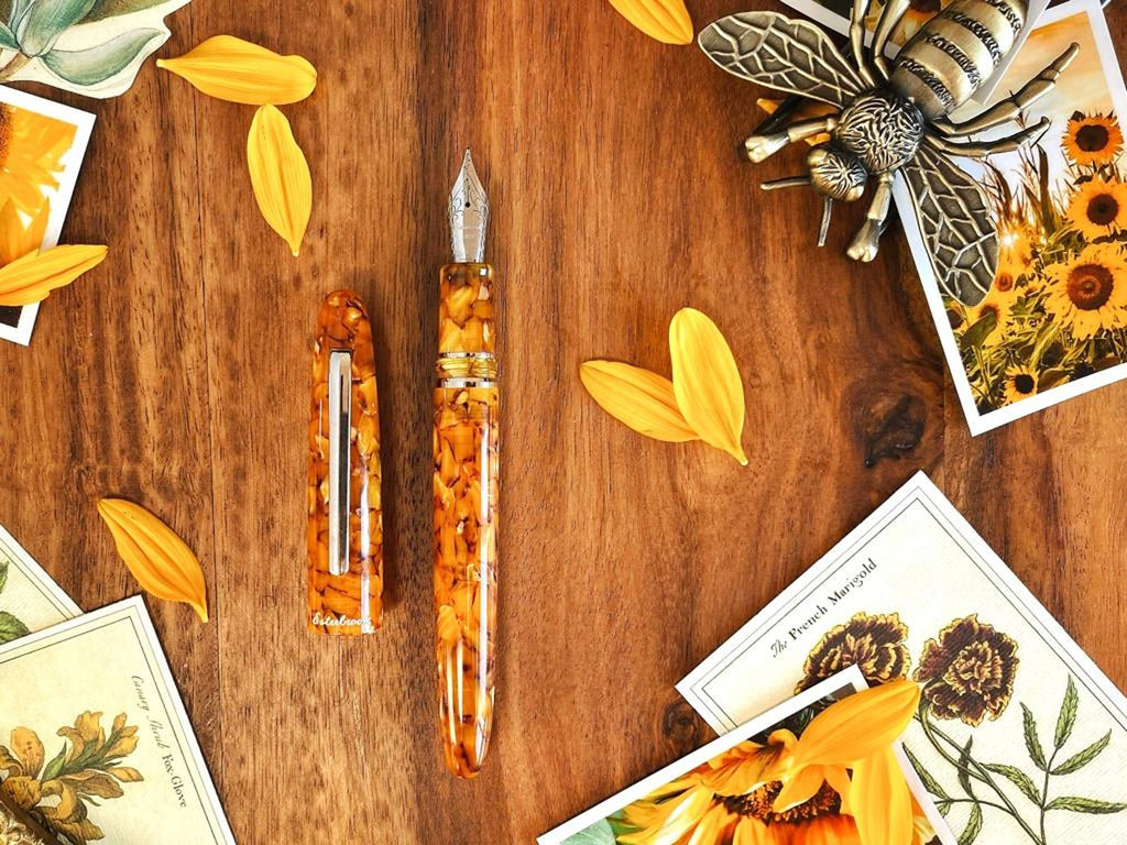 Esterbrook Estie Fountain Pen - Honeycomb