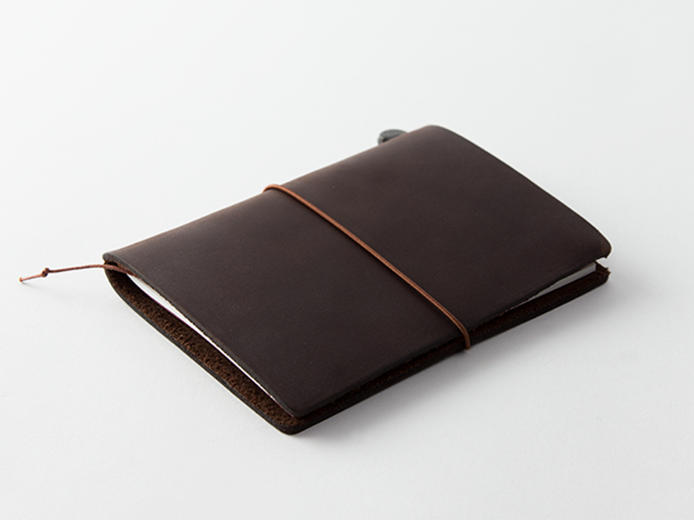 TRAVELER'S Notebook Passport Size - Brown